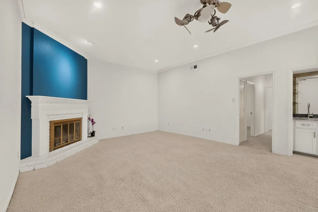 3113 Stonehenge Lane Carrollton TX 75006