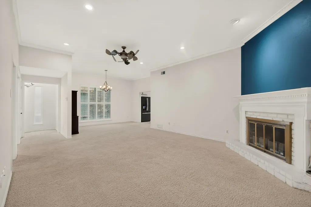 3113 Stonehenge Lane Carrollton TX 75006