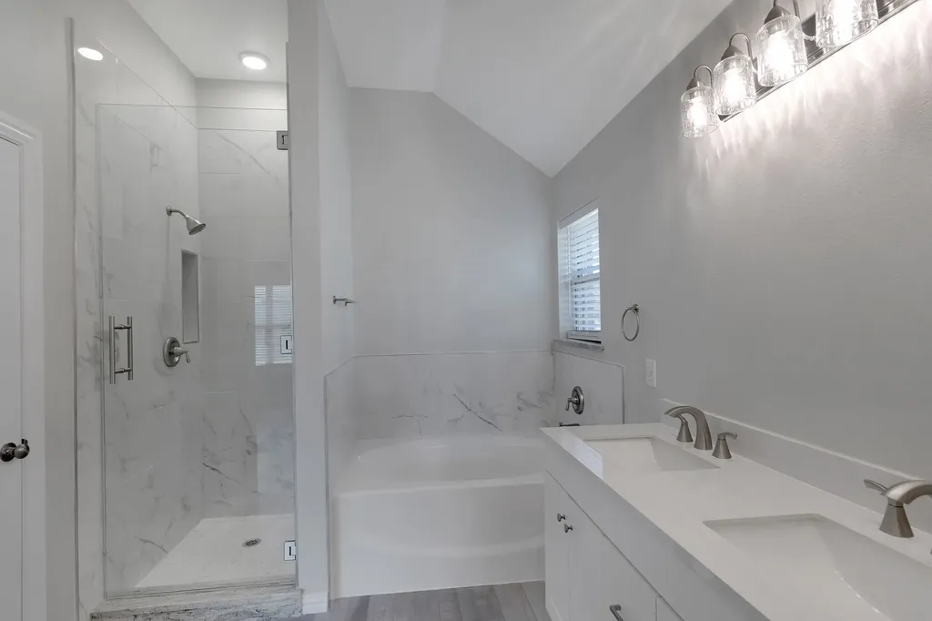 811 Cutting Horse Drive Mansfield TX 76063