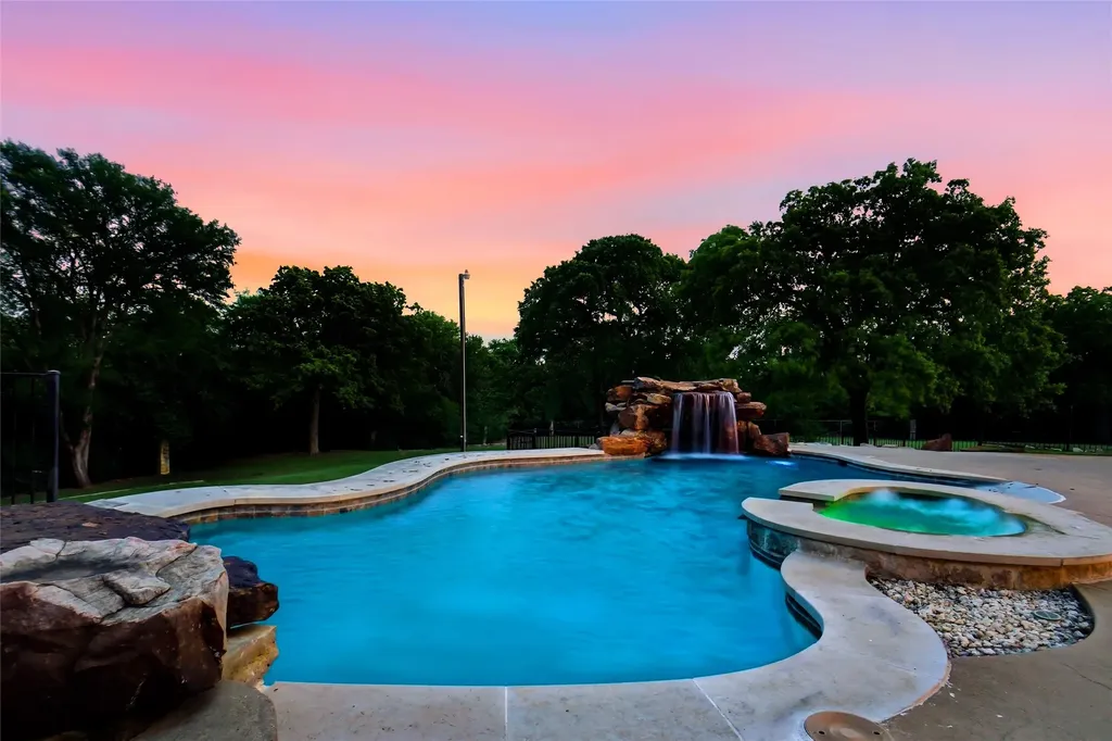 1000 Simmons Road Flower Mound TX 75022