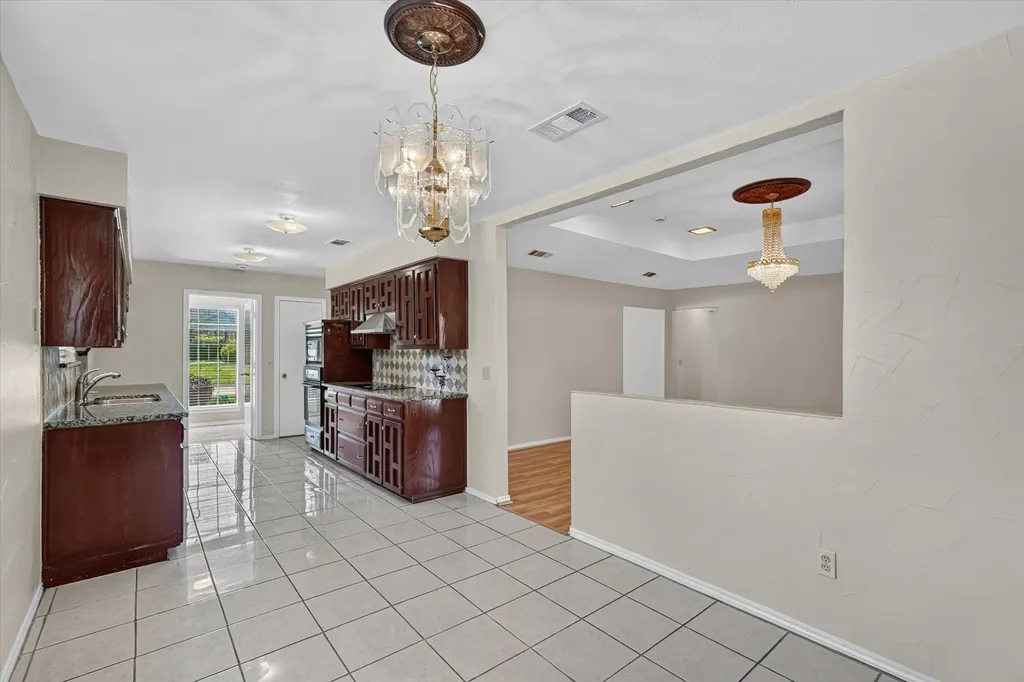 3100 Treehouse Lane Plano TX 75075