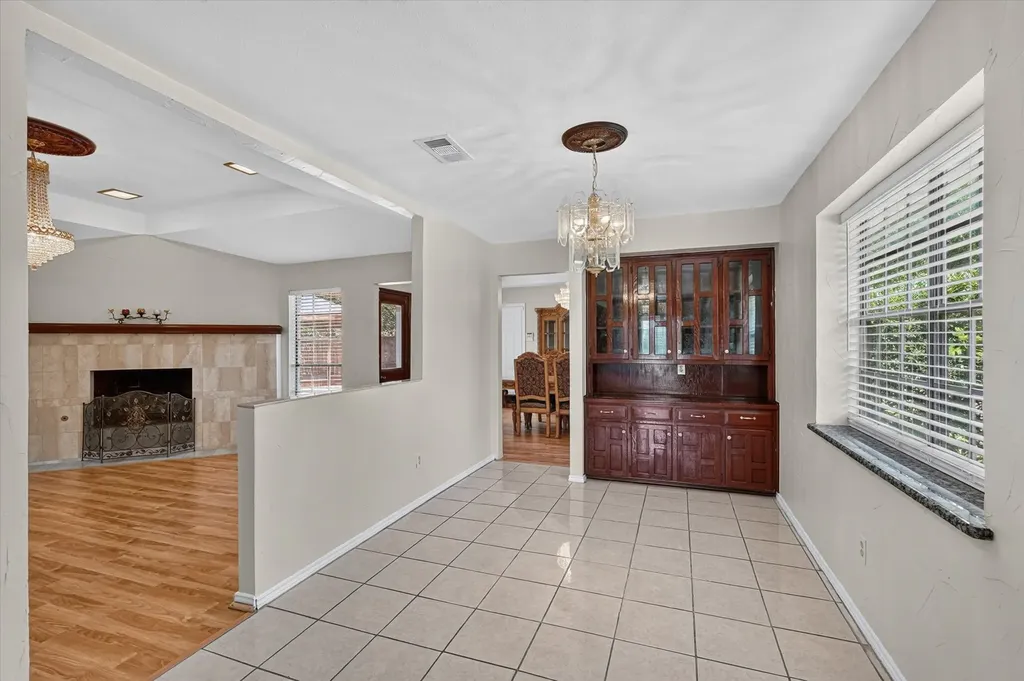3100 Treehouse Lane Plano TX 75075