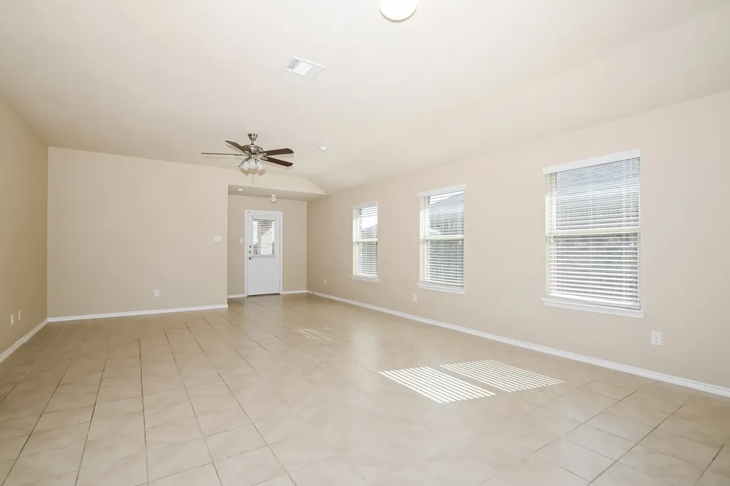 961 Corbitt Lane Fate TX 75189