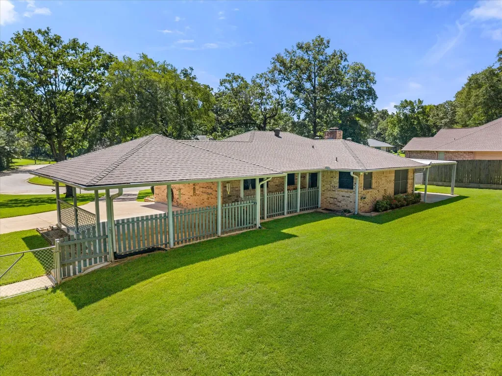 402 Shady Bend Quitman TX 75783