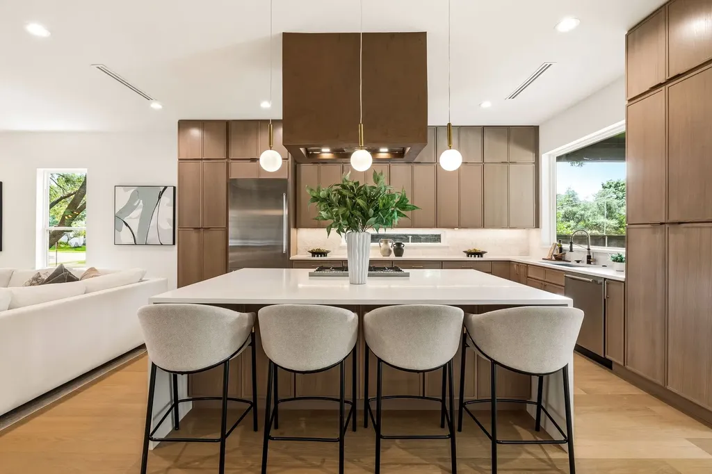 8903 Liptonshire Drive Dallas TX 75238