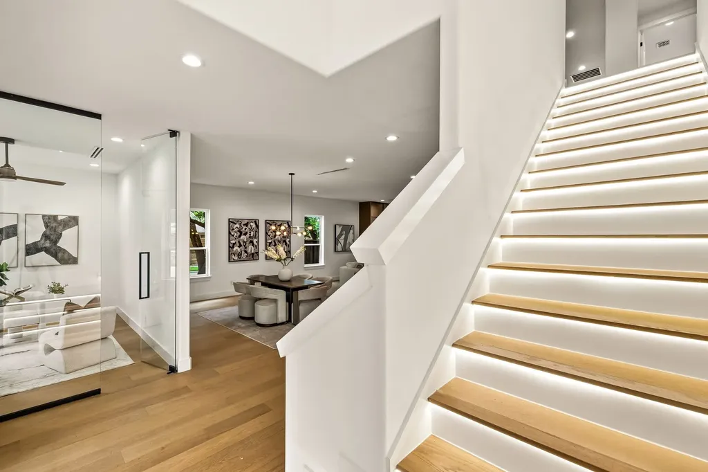 8903 Liptonshire Drive Dallas TX 75238