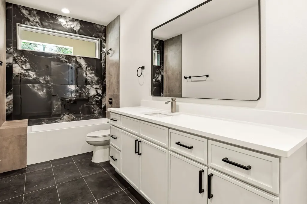 8903 Liptonshire Drive Dallas TX 75238