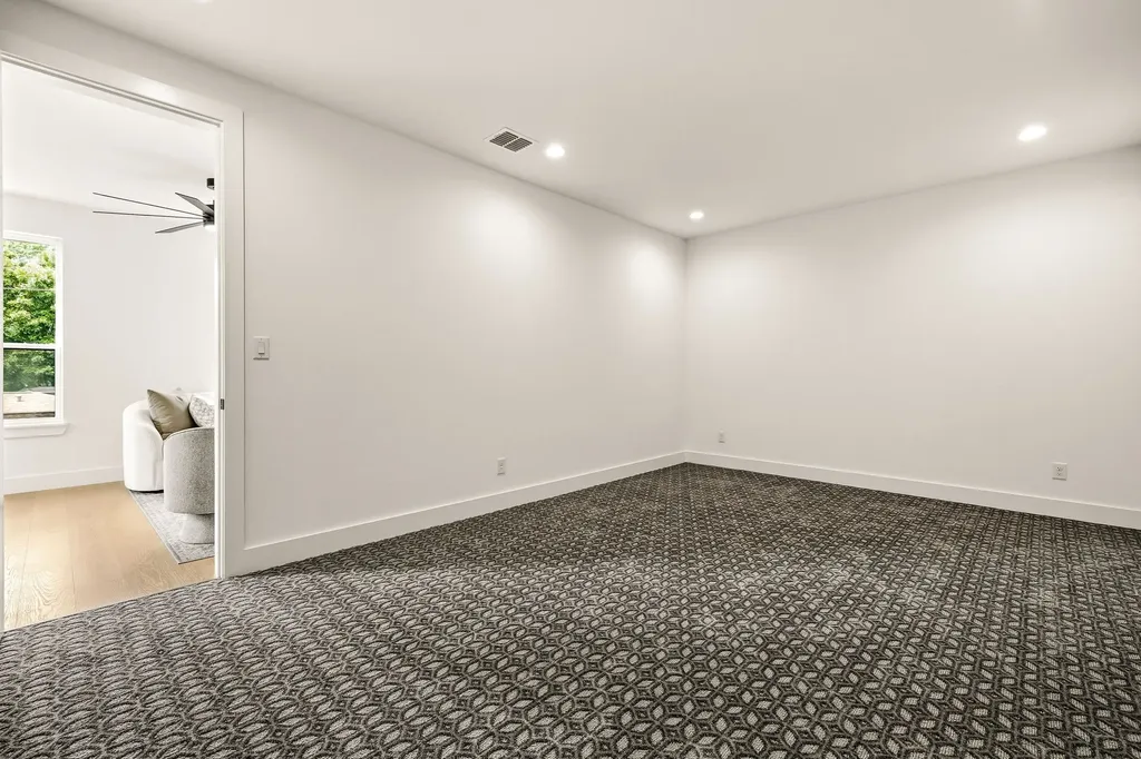 8903 Liptonshire Drive Dallas TX 75238