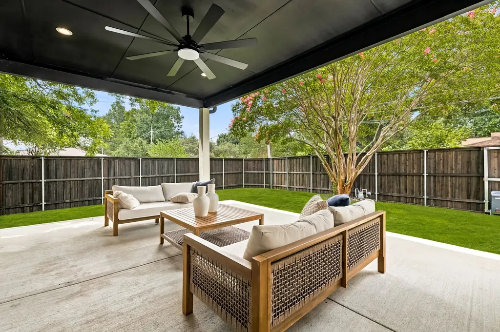 8903 Liptonshire Drive Dallas TX 75238