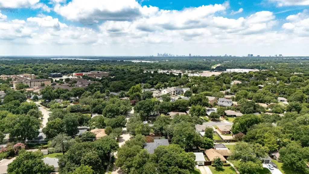 8903 Liptonshire Drive Dallas TX 75238