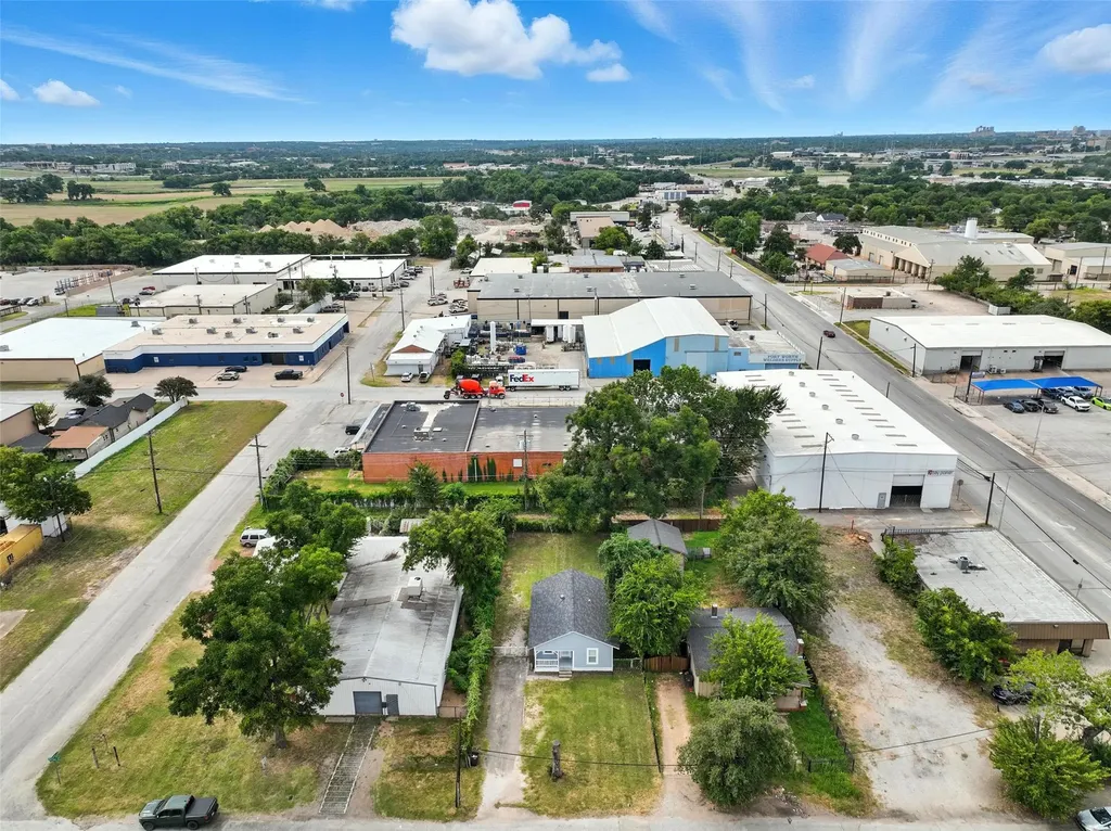 3212 Galvez Avenue Fort Worth TX 76111