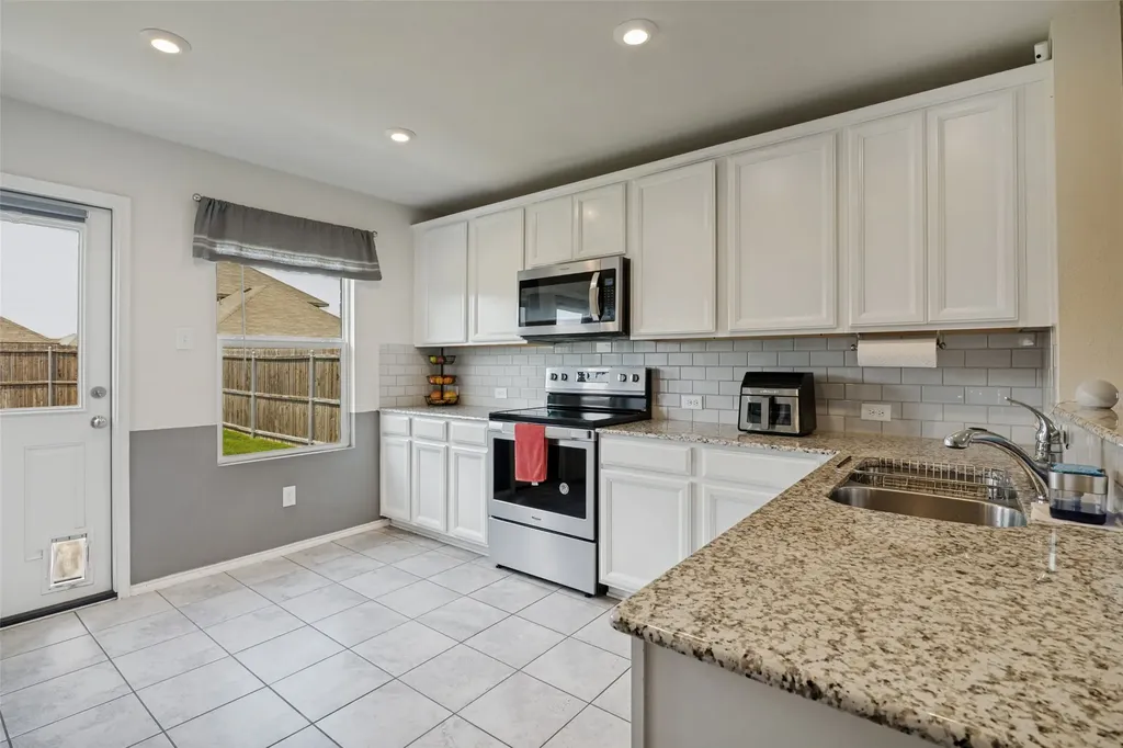 1073 Norias Drive Forney TX 75126