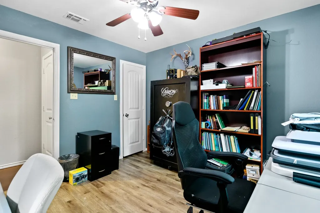 726 King Cecil Court Scroggins TX 75480
