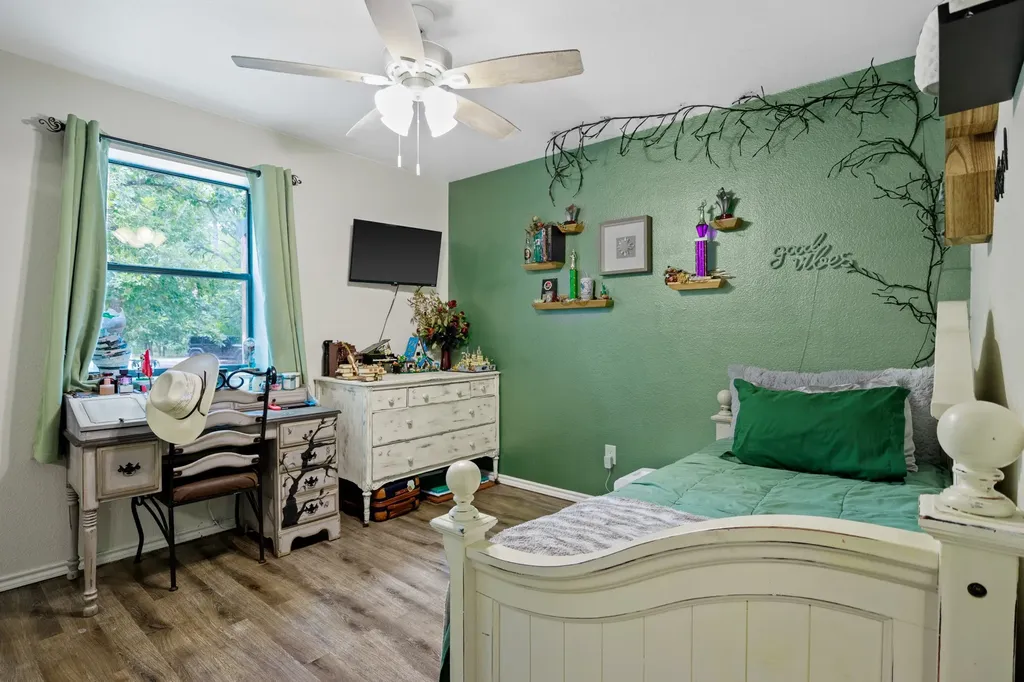 726 King Cecil Court Scroggins TX 75480