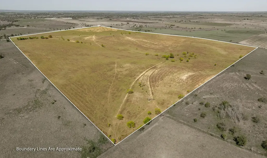 90 County Road 515 Energy TX 76452