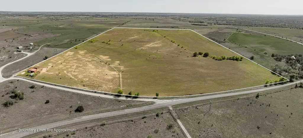90 County Road 515 Energy TX 76452