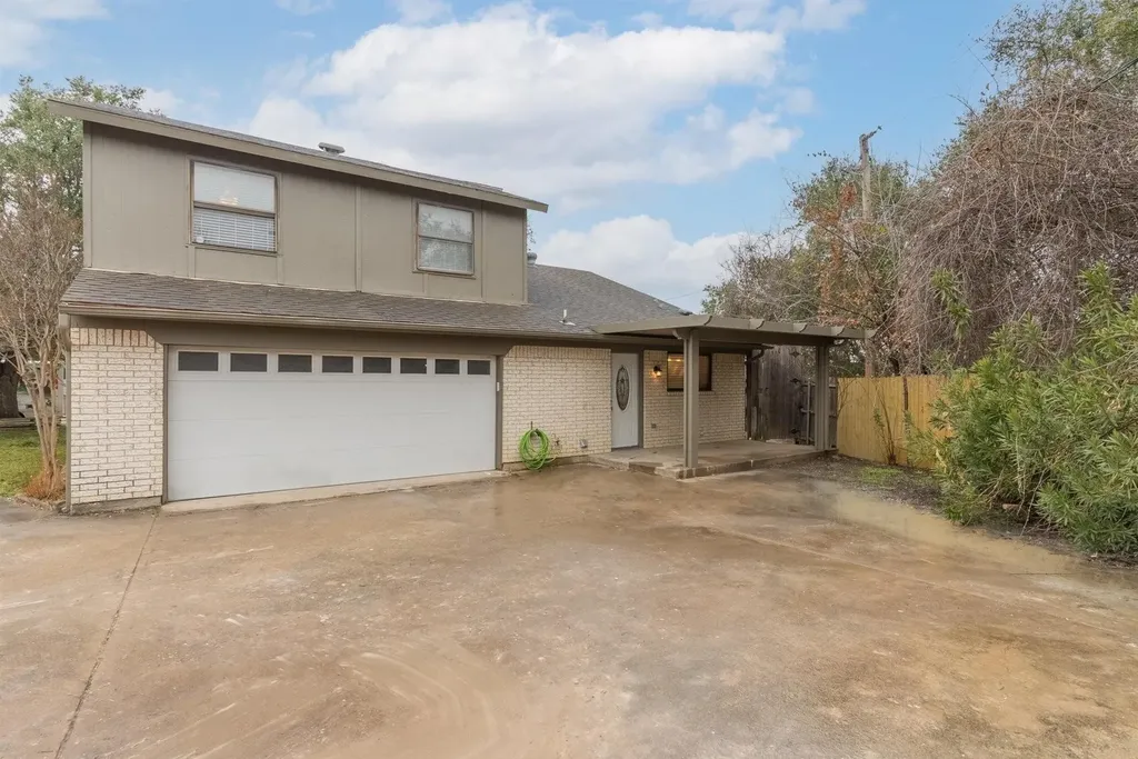 4605 Bayonne Court Arlington TX 76016