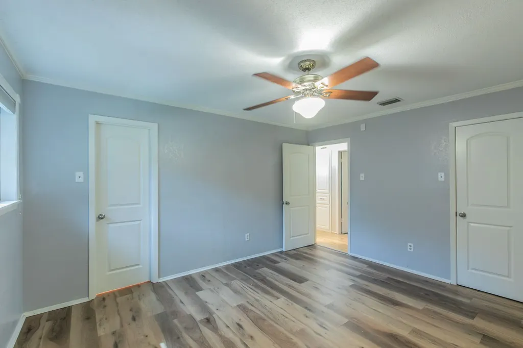 241 Travis Lane Hewitt TX 76643