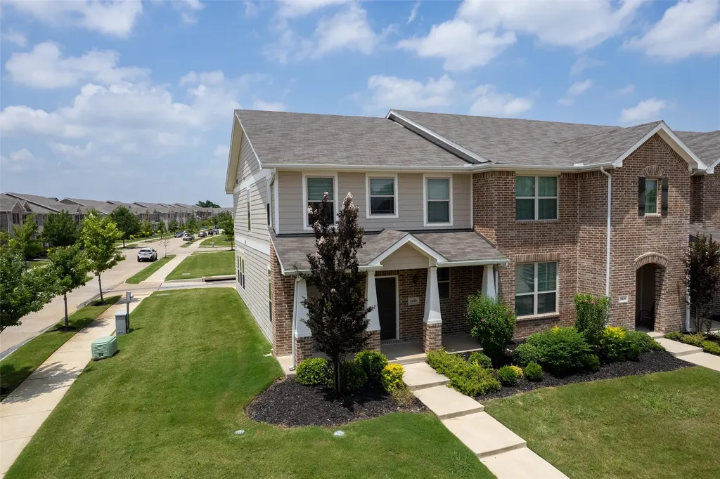 2420 Canongate Drive Denton TX 76207