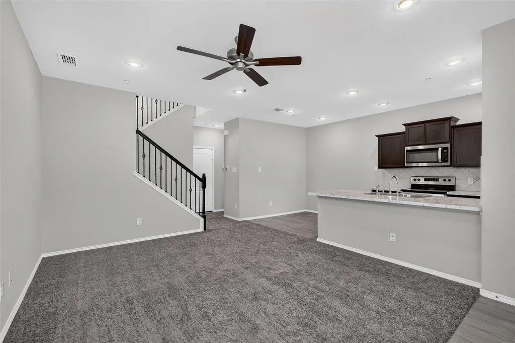 2420 Canongate Drive Denton TX 76207