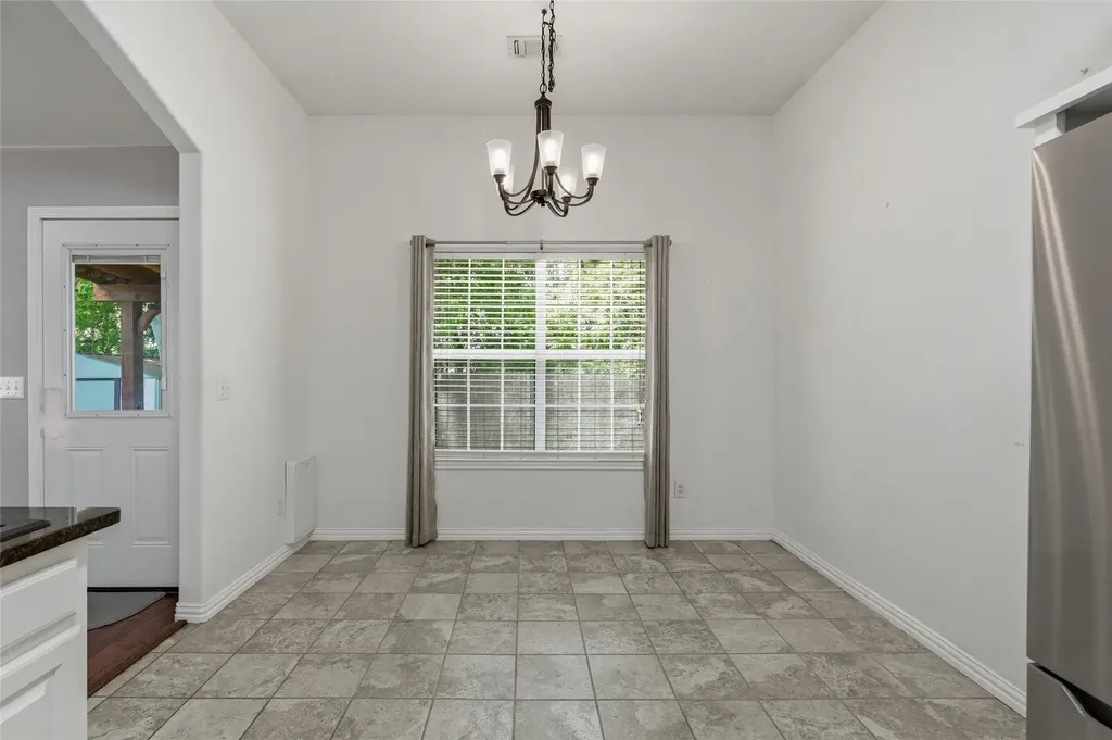 4804 Hara Lane Sherman TX 75092