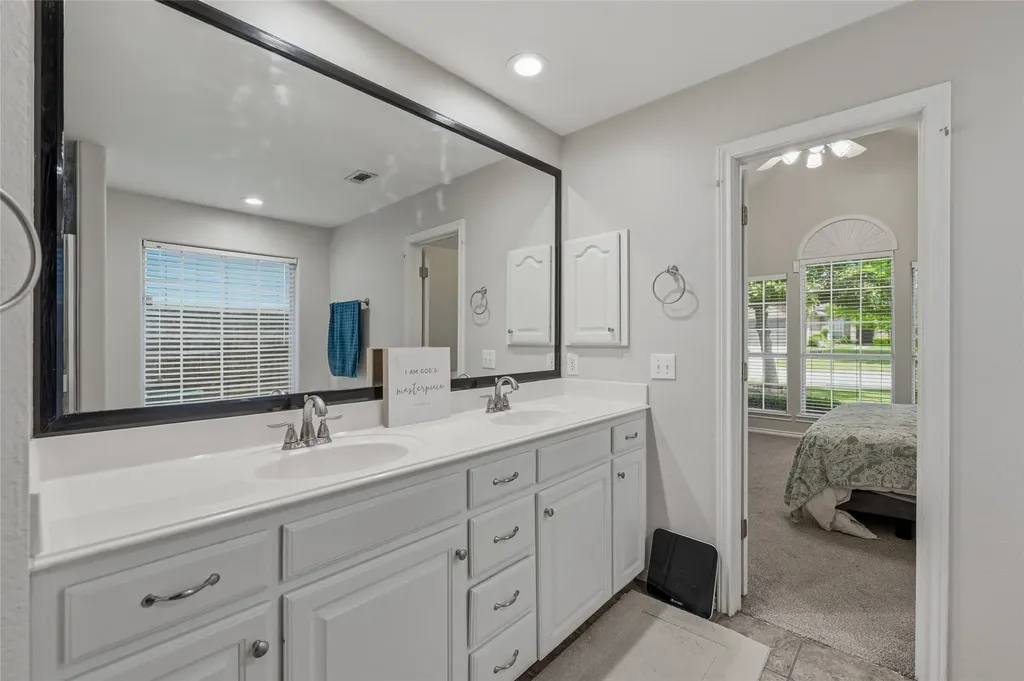4804 Hara Lane Sherman TX 75092