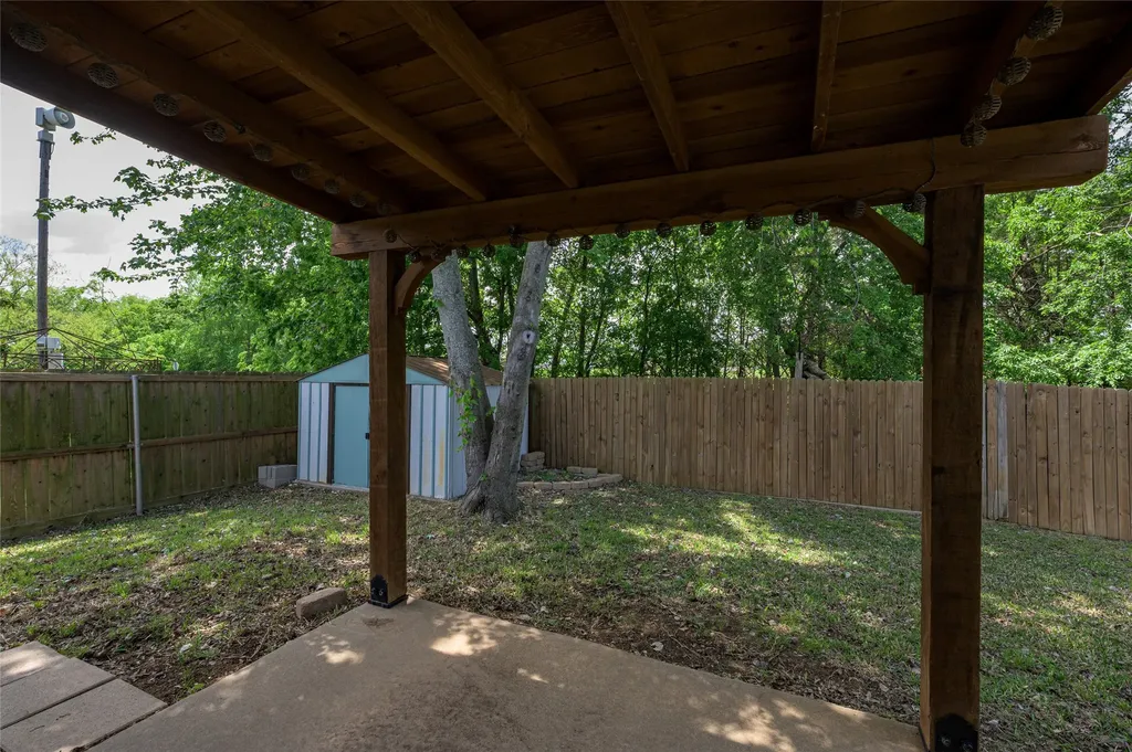 4804 Hara Lane Sherman TX 75092