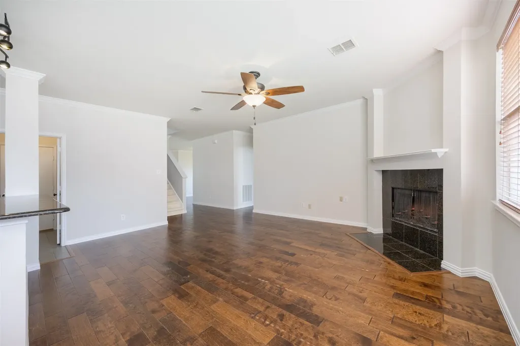2201 Pharr Drive Mckinney TX 75072