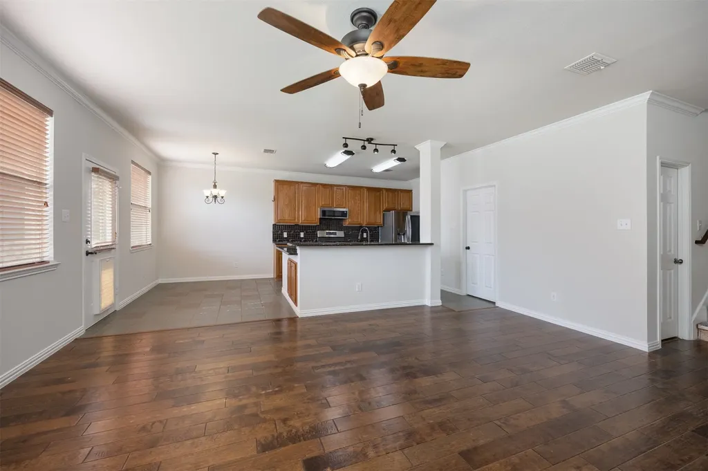 2201 Pharr Drive Mckinney TX 75072
