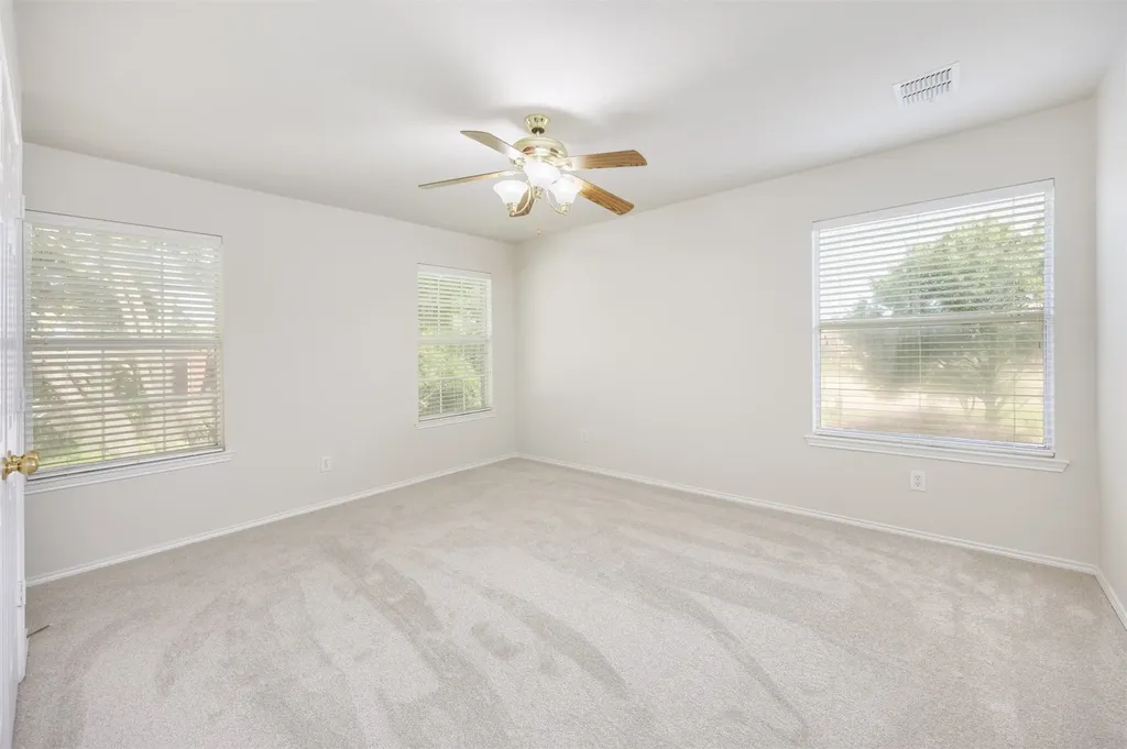 2201 Pharr Drive Mckinney TX 75072