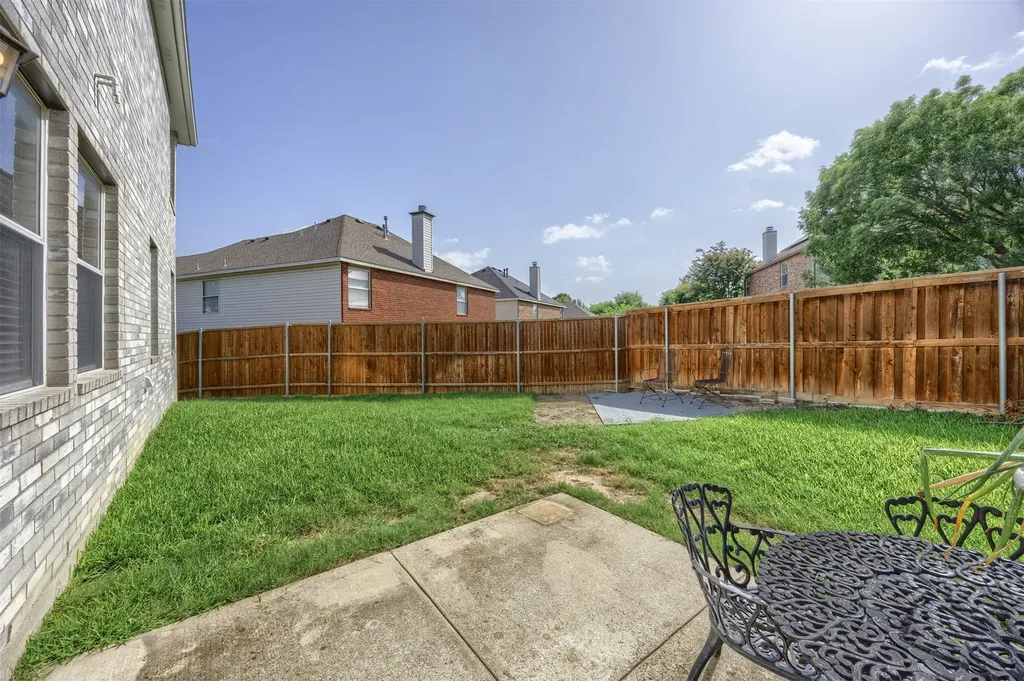 2201 Pharr Drive Mckinney TX 75072