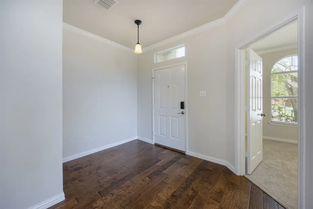 2201 Pharr Drive Mckinney TX 75072