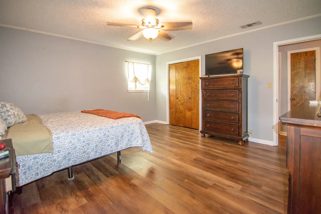 105 Greentree Circle Early TX 76802