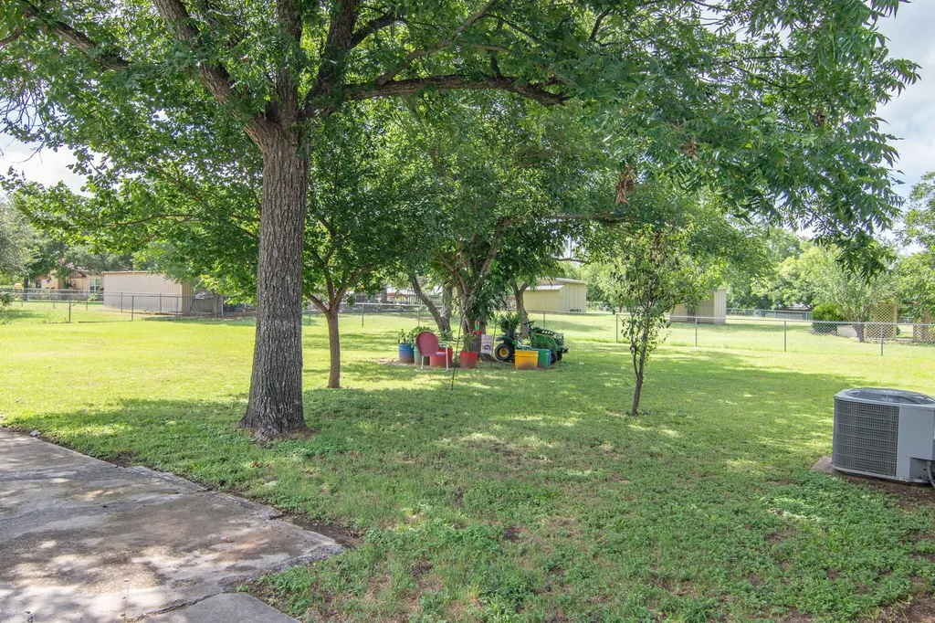 105 Greentree Circle Early TX 76802