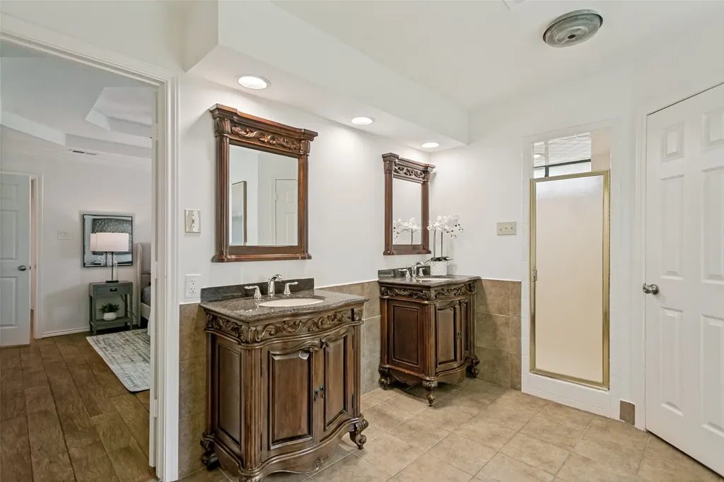 1204 Syracuse Circle Plano TX 75075