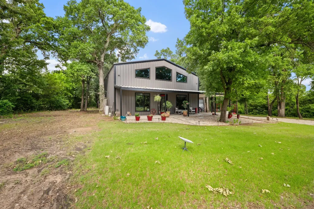 27809 W Us Highway 82 Sherman TX 75092