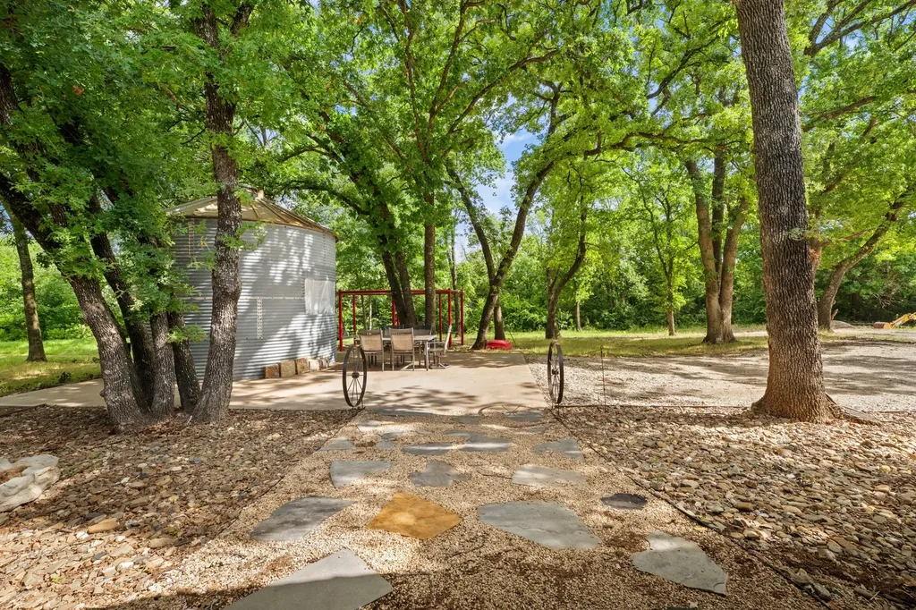 27809 W Us Highway 82 Sherman TX 75092