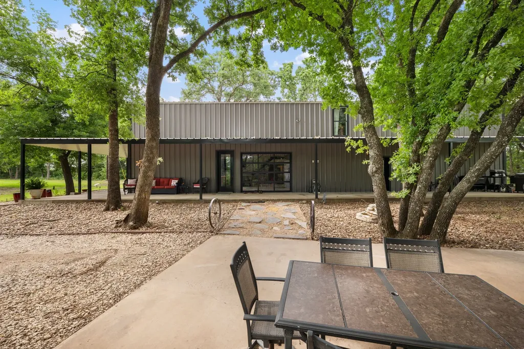 27809 W Us Highway 82 Sherman TX 75092