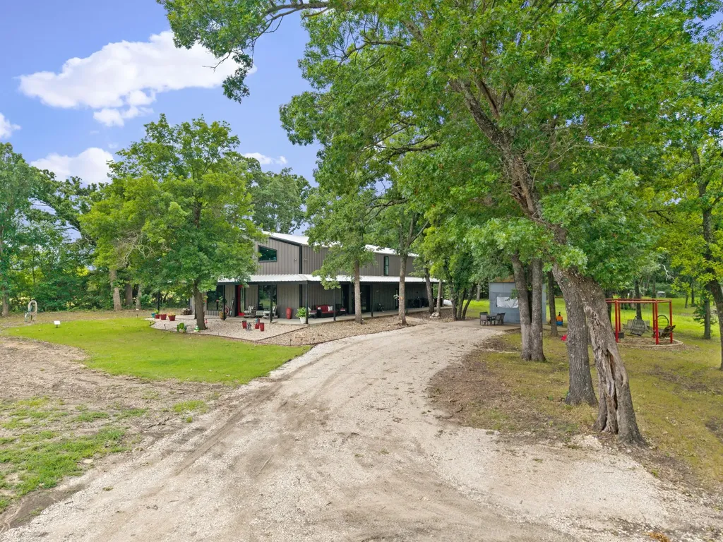 27809 W Us Highway 82 Sherman TX 75092