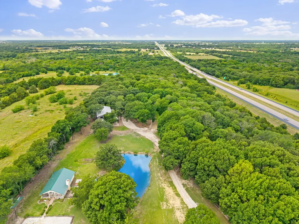 27809 W Us Highway 82 Sherman TX 75092