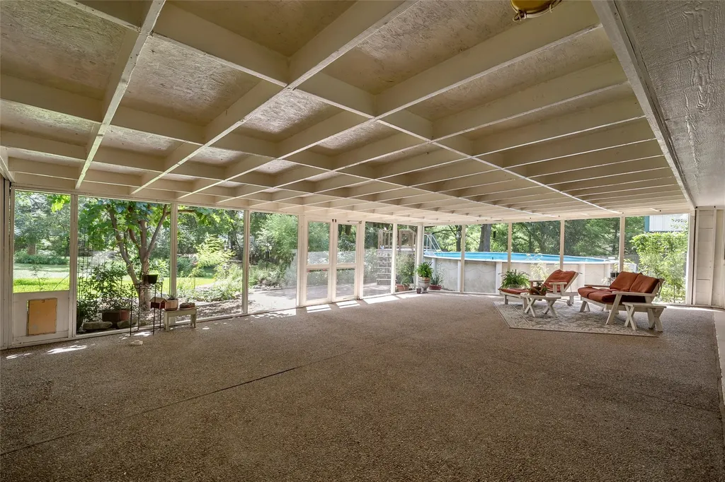 4000 Fox Ridge Lorena TX 76655