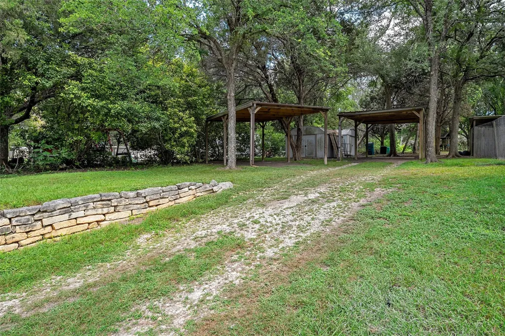 4000 Fox Ridge Lorena TX 76655