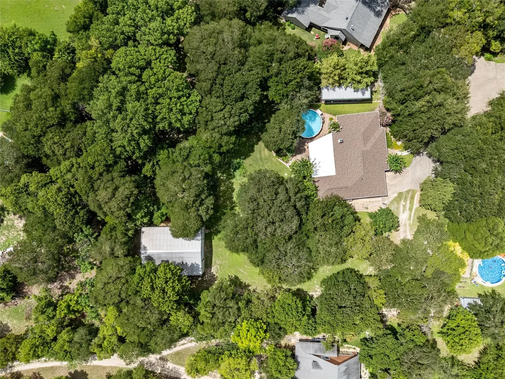 4000 Fox Ridge Lorena TX 76655
