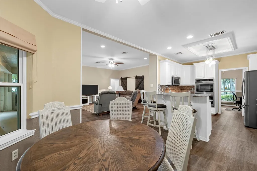 4000 Fox Ridge Lorena TX 76655