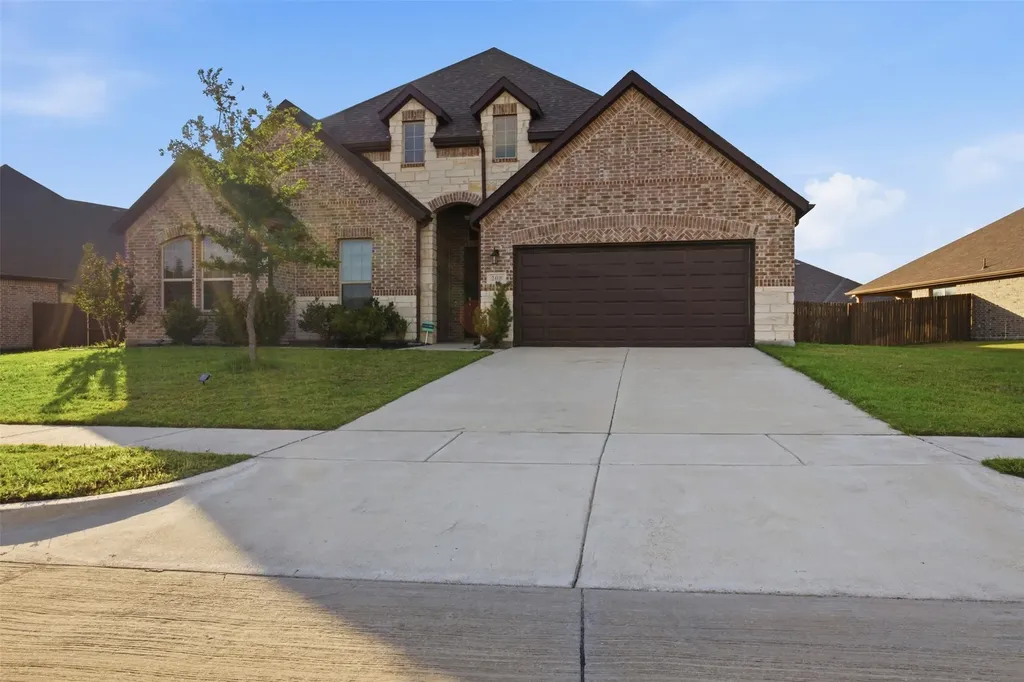208 Sequoia Drive Forney TX 75126