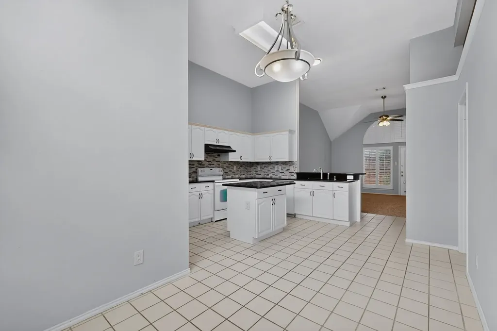 2702 Garden Springs Drive Richardson TX 75082