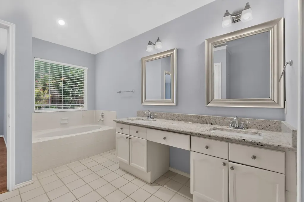2702 Garden Springs Drive Richardson TX 75082