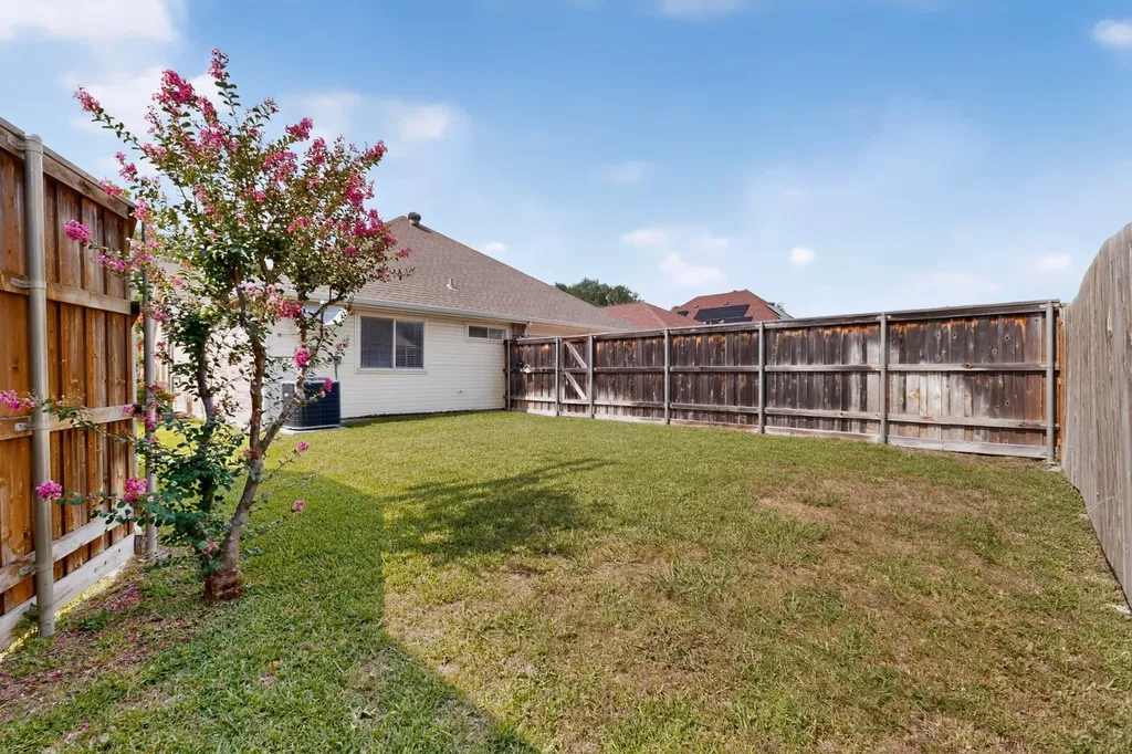 2702 Garden Springs Drive Richardson TX 75082