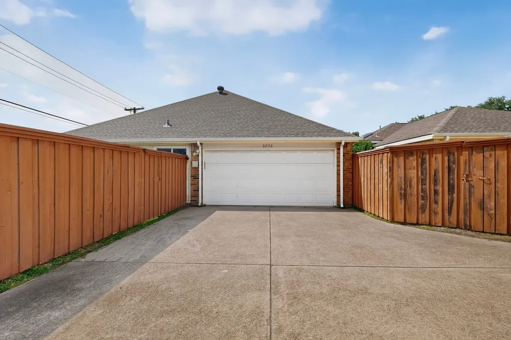 2702 Garden Springs Drive Richardson TX 75082