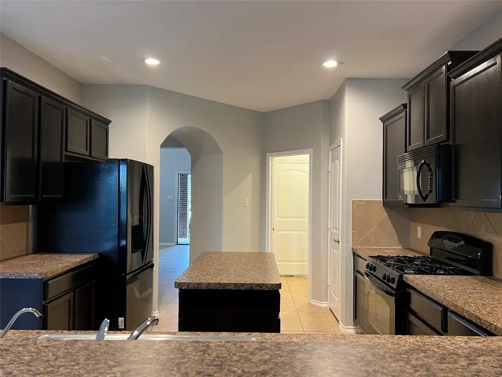 1115 Gaines Road Melissa TX 75454